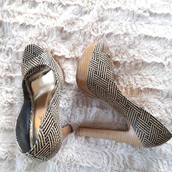 Anne Michelle Tan Woven Platform Stiletto Heels 9 High Heels - Picture 5 of 8